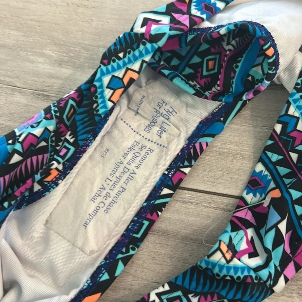 New Directions Aztec print bikini bottom swim size small NWOT